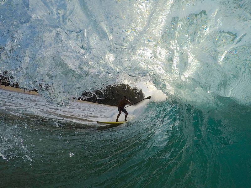  melhores lugares para surfar no Brasil.