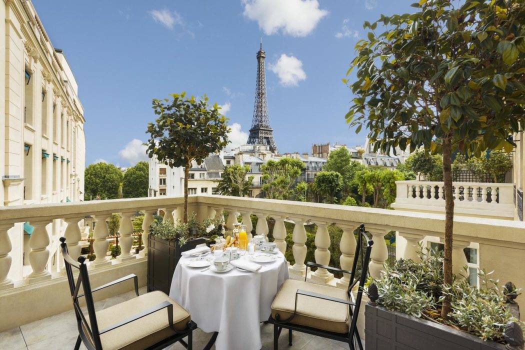 Shangri-la Paris: cinco estrelas com vista para a Torre Eiffel