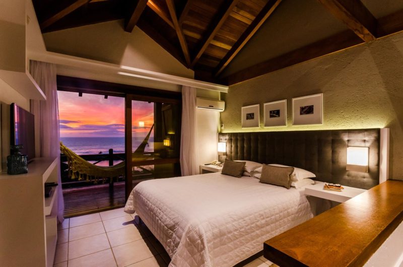 Quarto do Solar Mirador Exclusive Resort e SPA, na Praia do Rosa. Quarto do Solar Mirador Exclusive Resort e SPA, na Praia do Rosa.