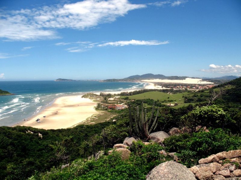 O que fazer na Praia do Rosa: Praia da Luz. O que fazer na Praia do Rosa: Praia da Luz.