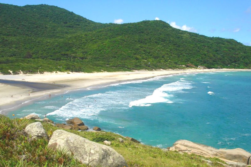 Dicas praias do sul do Brasil: Praia dos Naufragados. Dicas praias do sul do Brasil: Praia dos Naufragados.