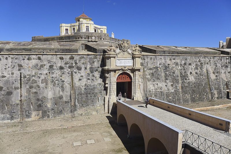 Entrada para o Forte da Graça, em Elvas. Entrada para o Forte da Graça, em Elvas.