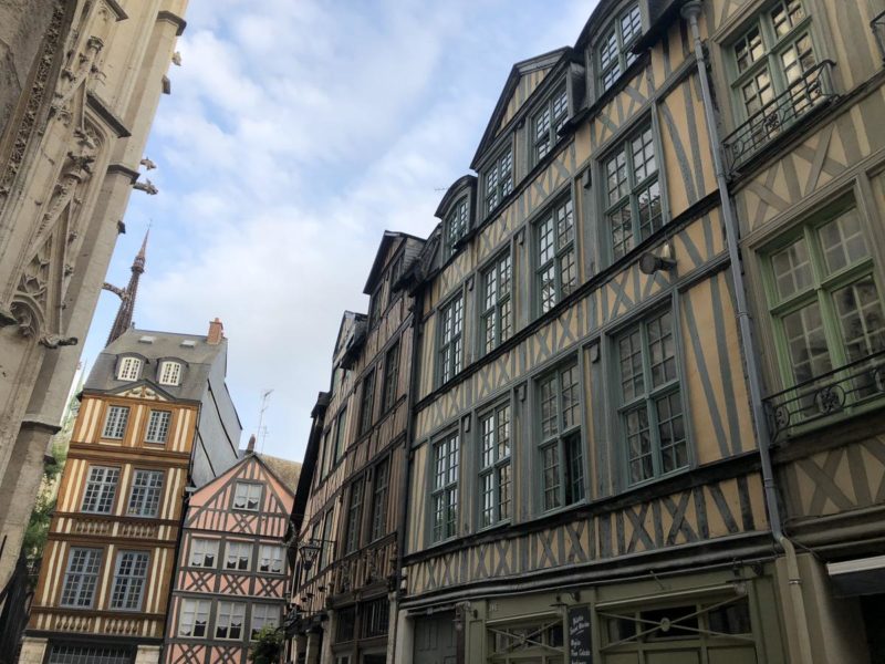 Roteiro interior da França: o estilo medieval de Rouen