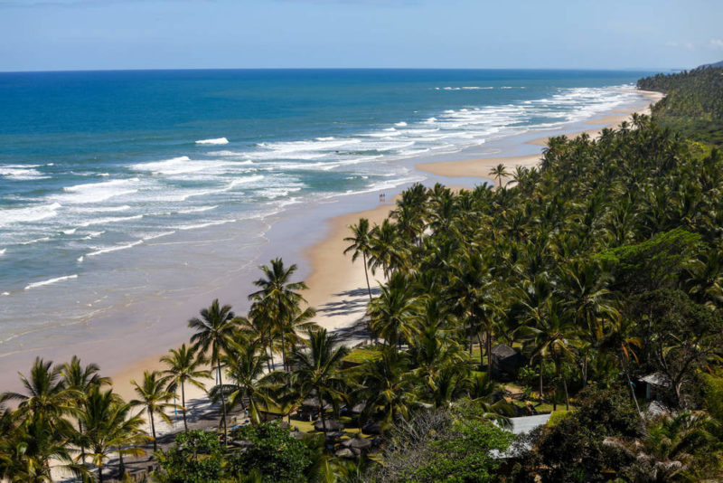 Bahia roteiros: praia do Itacarezinho, em Itacaré. Bahia roteiros: praia do Itacarezinho, em Itacaré.