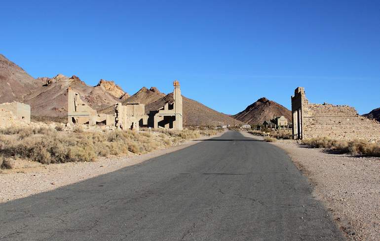 No meio do deserto, uma parada em Beatty, cidade abandonada