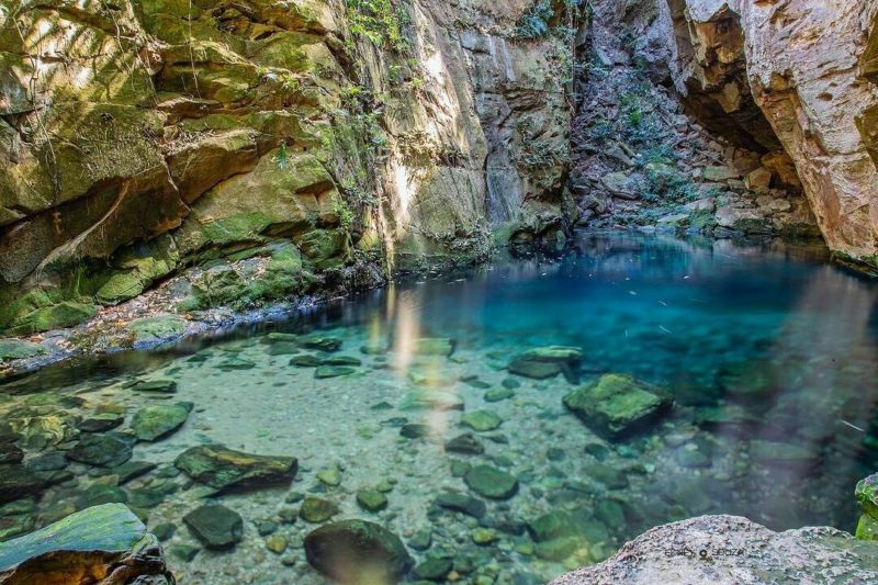 Dicas de lugares remotos no Brasil: a beleza do Encanto Azul, na Chapada da Mesa Dicas de lugares remotos no Brasil: a beleza do Encanto Azul, na Chapada da Mesa