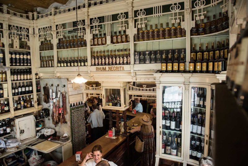 Onde comer em Sevilha: El Rinconcillo, o mais antigo restaurante da cidade