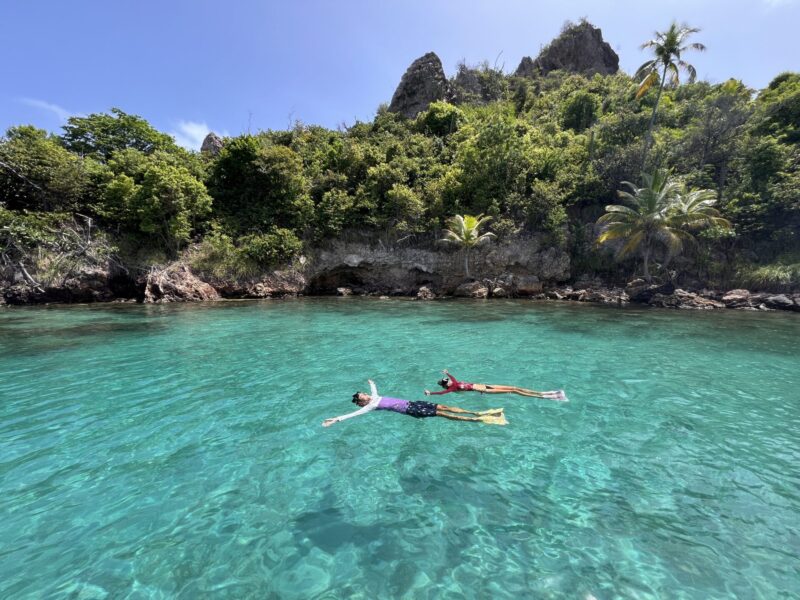 Enseada em Santa Catalina perto da cabeça do Pirata