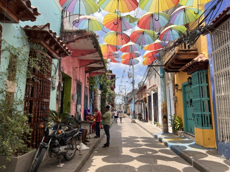 O que fazer em Getsêmaní: a rua dos guarda-chuvas