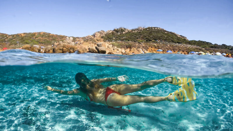 Bassa Trinitá: mar azul e cristalino