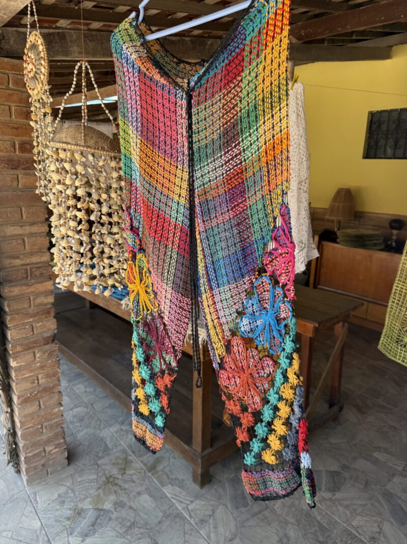 compras em na Rota de Milagres, em Alagoas: loja Sol Nascente com renda de bilro.